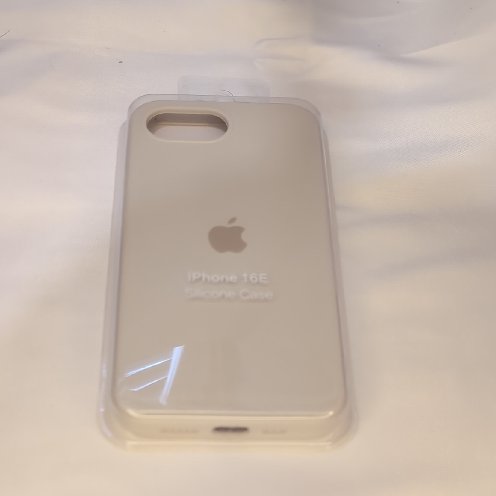 Apple iPhone 16E Silicone Case - Beige